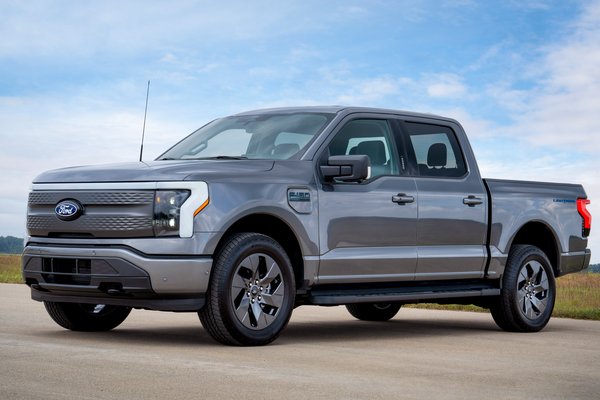 2024 Ford F-150 Lightning Flash