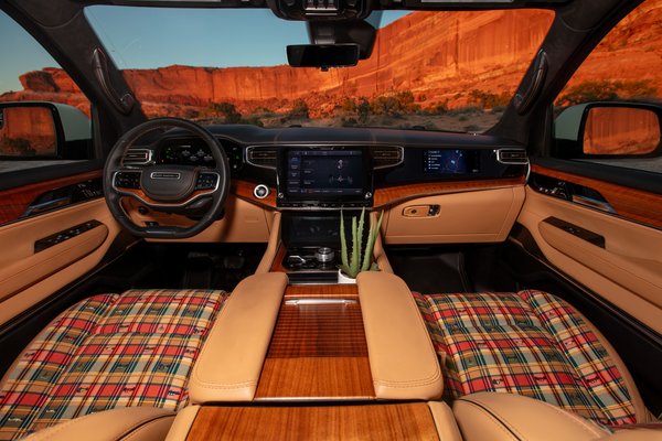 2024 Jeep Vacationeer Interior