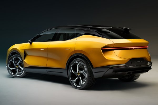 2024 Lotus Eletre