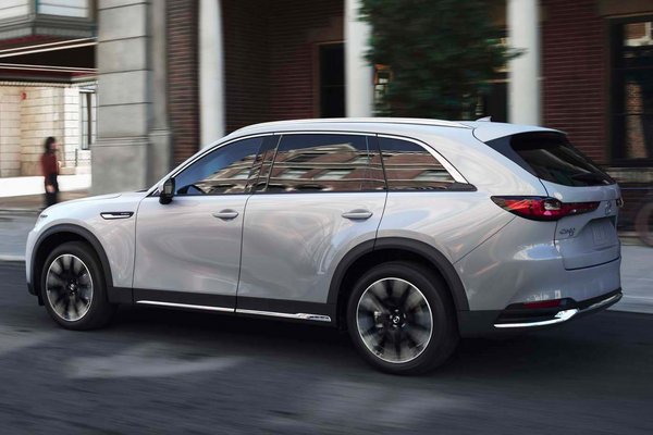 2024 Mazda CX-90