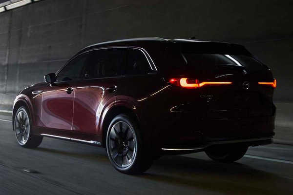 2024 Mazda CX-90