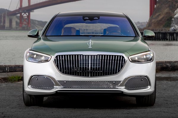 2026 Mercedes-Benz Maybach S 680 Edition Emerald Isle