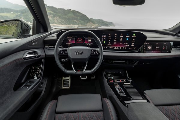 2025 Audi Q6 e-tron Interior