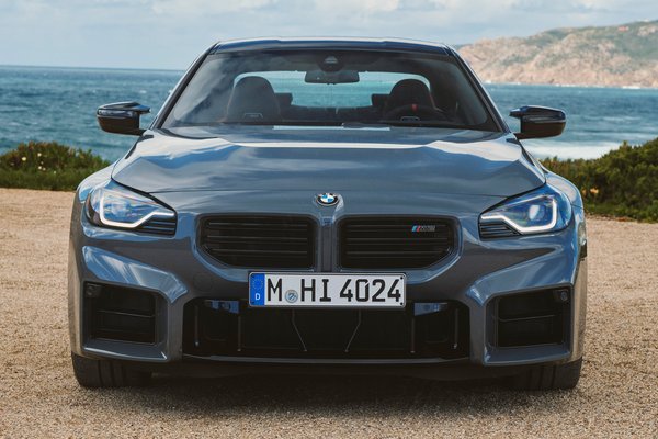 2025 BMW 2-Series M2