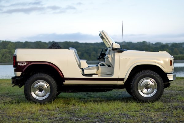 2025 Ford Bronco Roadster