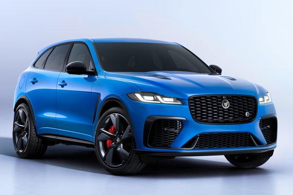 2025 Jaguar F-Pace SVR