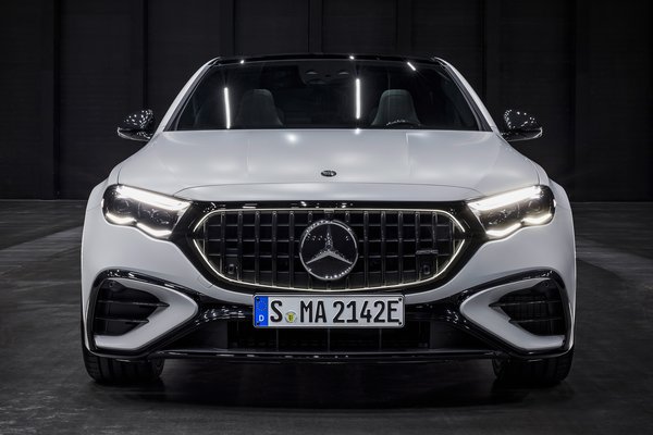 2025 Mercedes-Benz E-Class AMG E 53 Hybrid