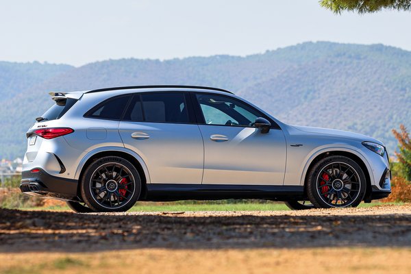 2025 Mercedes-Benz AMG GLC 63 S E PERFORMANCE