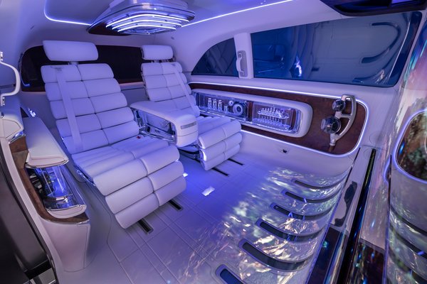 2025 Mercedes-Benz Vision V Interior