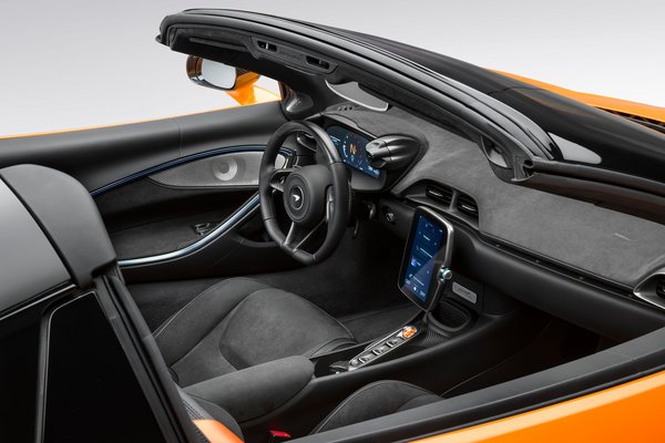 2025 McLaren Artura Spider Interior