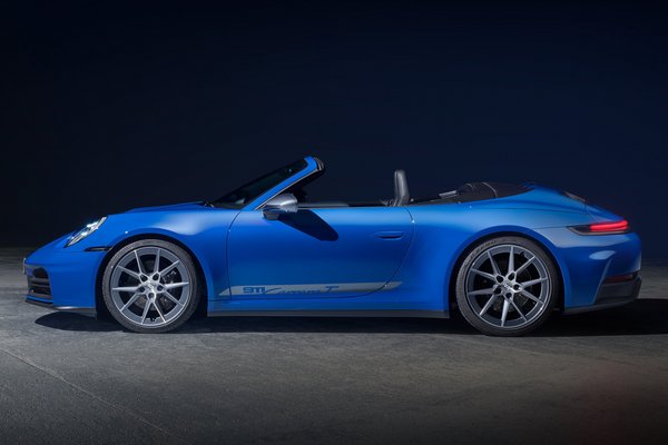 2025 Porsche 911 Carrera T Cabriolet