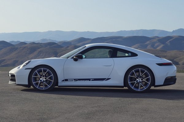 2025 Porsche 911 Carrera T Coupe