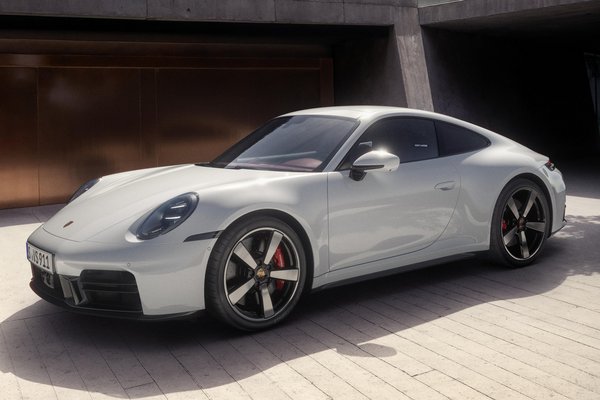 2025 Porsche 911 Carrera Coupe