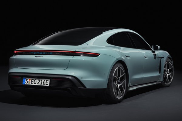 2025 Porsche Taycan