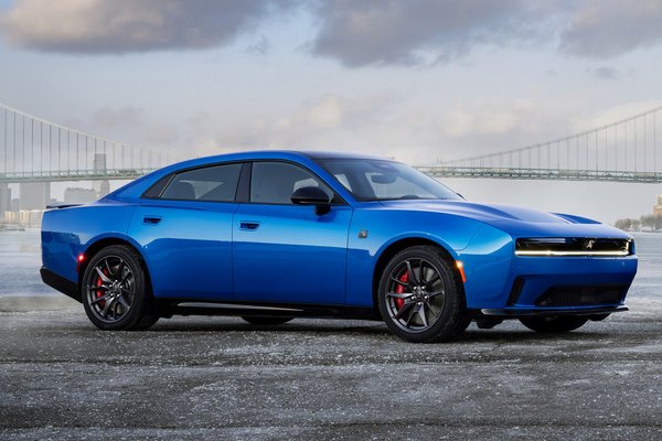 2026 Dodge Charger 4d Scat Pack Plus