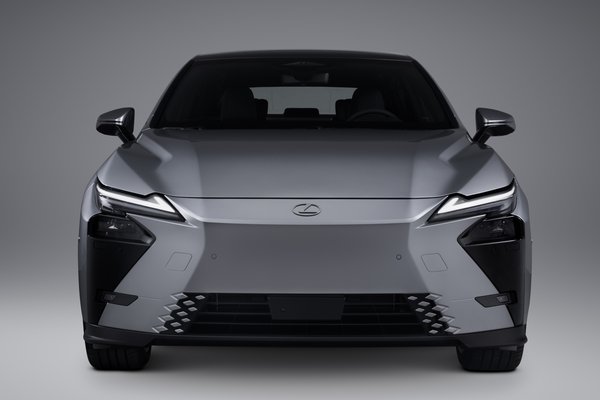 2026 Lexus ES 500e