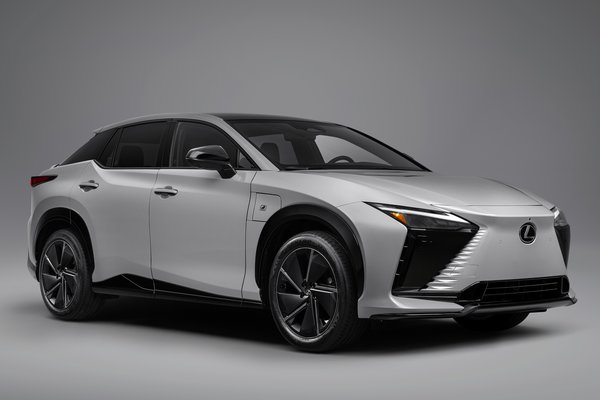 2026 Lexus RZ 550e