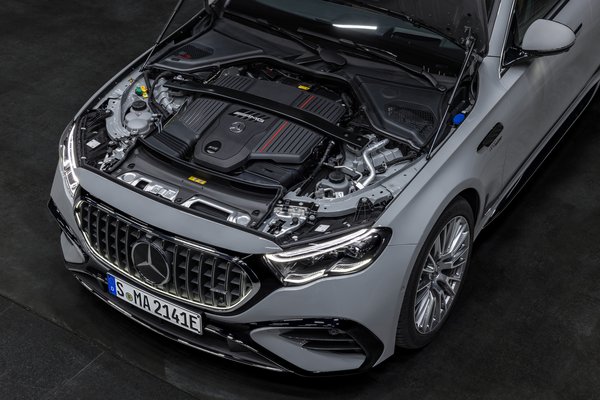 2026 Mercedes-Benz E-Class AMG E 53 HYBRID Wagon Engine
