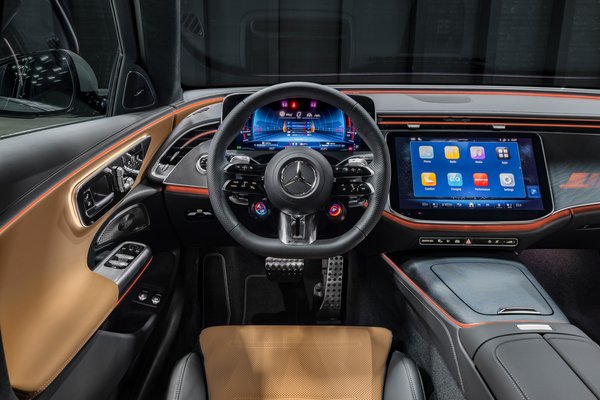2026 Mercedes-Benz E-Class AMG E 53 HYBRID Wagon Instrumentation